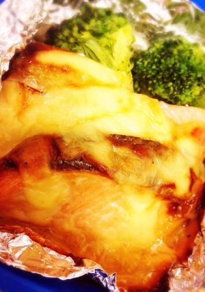 鮭のマヨ味噌チーズホイル焼き-レシピのメイン写真