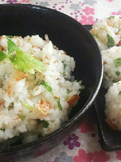 行楽お弁当に◎桜海老みつ葉ご飯&おにぎり-レシピのメイン写真