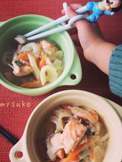 うどんやパスタにも!具沢山鮭のクリーム煮-レシピのメイン写真