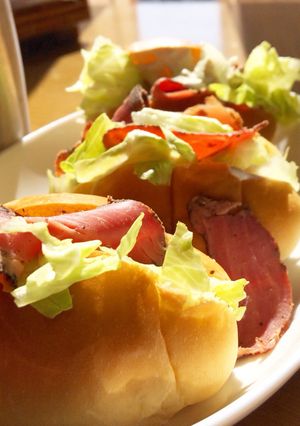 カフェっぽいパストラミサンドイッチ-レシピのメイン写真
