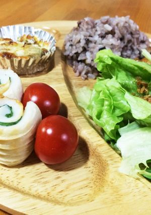 お弁当付け合わせ＊竹輪の大葉巻き＋トマト-レシピのメイン写真