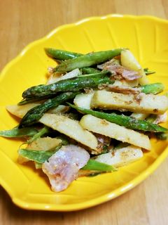 アスパラと新じゃが☆おかかマヨ醤油炒め-レシピのメイン写真