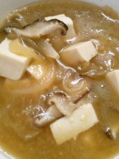 とろとろ 玉ねぎ 椎茸 豆腐 中華スープ-レシピのメイン写真