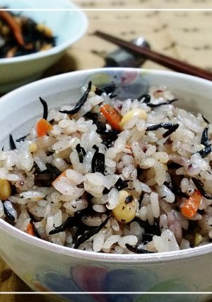 栄養満点の雑穀ひじきご飯-レシピのメイン写真