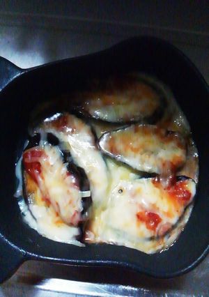 誰でも出来る！簡単ピザ風なすチーズ焼き-レシピのメイン写真