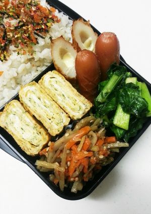 お弁当に卵焼きとマヨちく-レシピのメイン写真