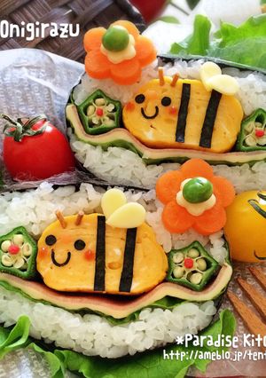 キャラ弁＊簡単♪蜜蜂くんデコおにぎらず-レシピのメイン写真