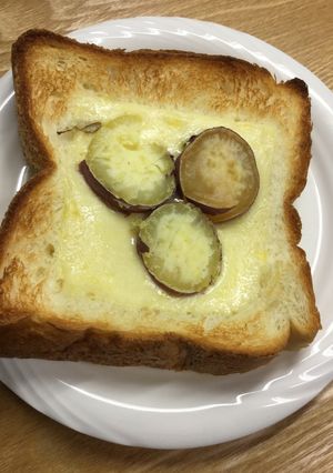 さつまいもの甘煮のチーズトースト-レシピのメイン写真
