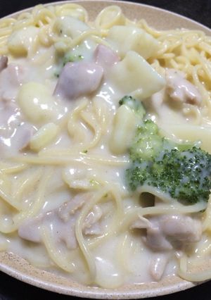 残ったシチューでクリームパスタ-レシピのメイン写真