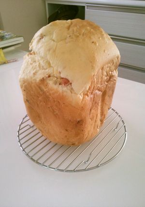 HB ウインナーと玉ねぎのリッチ食パン★-レシピのメイン写真
