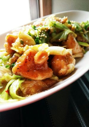 鶏肉と春キャベツのピリ辛味噌炒め♬-レシピのメイン写真