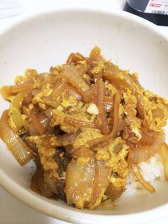 甘め!玉ねぎの卵とじ丼-レシピのメイン写真