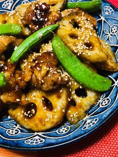 ご飯が進む!豚コマとレンコンの甘酢炒め★-レシピのメイン写真