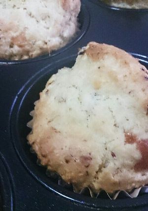 しらすとチーズの甘くないカップケーキ-レシピのメイン写真
