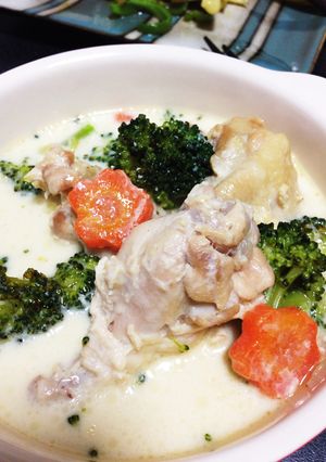 簡単鶏手羽元のクリーム煮-レシピのメイン写真