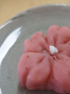 桜あんの練り切り-レシピのメイン写真