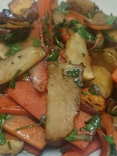 せり、キクイモなど野菜のヘルシー油炒め-レシピのメイン写真