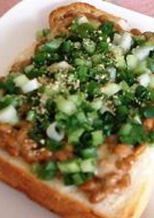 ネギｏｎ納豆トースト-レシピのメイン写真