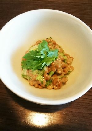 ﾊﾟｸﾁｰ好きに♥パクチー納豆♪-レシピのメイン写真
