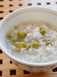 炊飯器で簡単に!さやえんどう豆のお粥さん-レシピのメイン写真