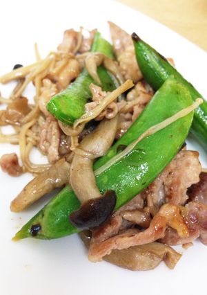 スナップえんどうと豚肉とキノコの炒め物☆-レシピのメイン写真