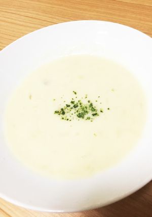 大量消費に新じゃがと新玉ねぎのポタージュ-レシピのメイン写真