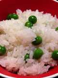 綺麗なグリンピースご飯