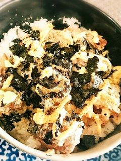 【超簡単夜食】焼きサバ缶丼-レシピのメイン写真