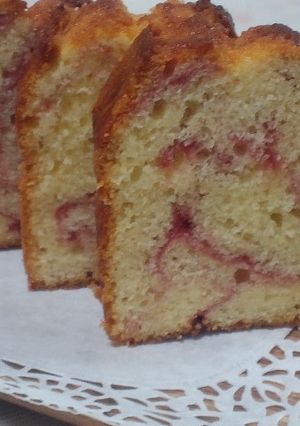 ラズベリーマーブルケーク-レシピのメイン写真