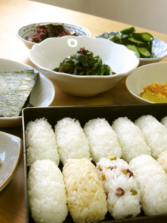 お花見に!行楽に!基本の「おに巻き」-レシピのメイン写真