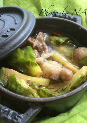 芽キャベツとシメジと豚肉の【アヒージョ】-レシピのメイン写真
