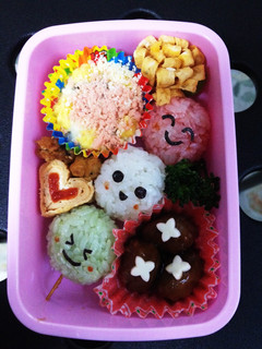 お花見キャラ弁☆だんご3兄弟弁当-レシピのメイン写真