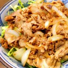 รูปของ キッコーマン生姜焼きのたれで☆豚肉丼☆
