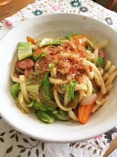 目分量でOK!麺つゆで簡単焼きうどん!-レシピのメイン写真