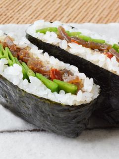 こんにゃくの金平おにぎらず-レシピのメイン写真