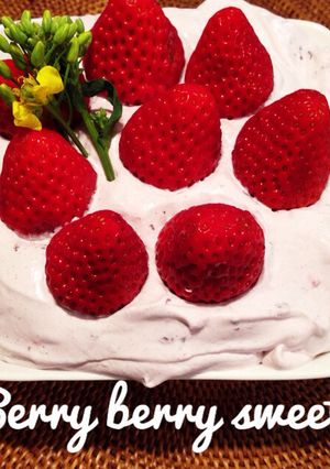 簡単デザート！春のベリーsweets♡-レシピのメイン写真