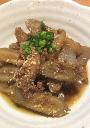 ほくほく！ゴマ香る新ごぼうのそぼろ煮-レシピのメイン写真