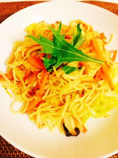 ちょっぴりスパイシー!大人の塩焼きそば-レシピのメイン写真