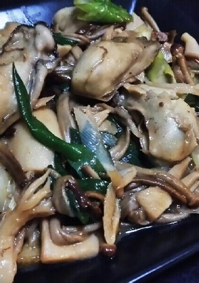 きのこと牡蠣の酒蒸し炒めガリバタ醤油風味-レシピのメイン写真