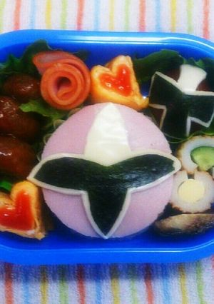ニンニンジャー☆モモニンジャーキャラ弁-レシピのメイン写真
