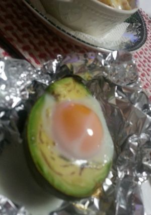 トロトロ♪焼きアボカド卵(*´-`)-レシピのメイン写真