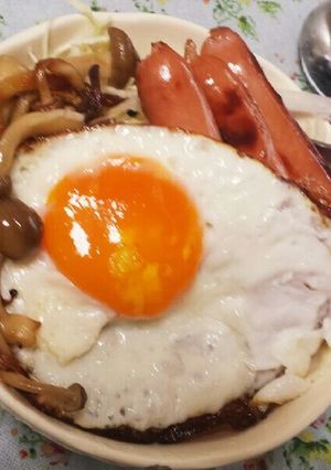 時短!サニーサイドアップの朝ごはん丼-レシピのメイン写真