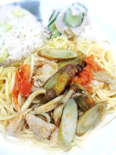 簡単!豚肉とごぼうのパスタ-レシピのメイン写真