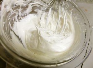 意外に簡単！生クリームのホイップ-レシピのメイン写真