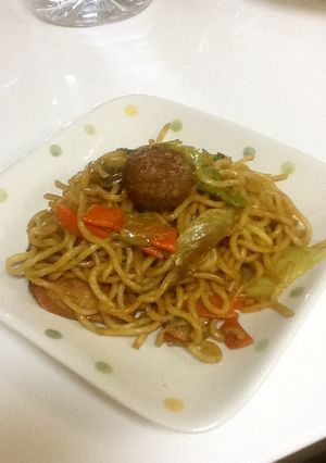 モチモチミートボール焼きそば-レシピのメイン写真