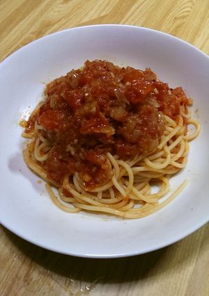 いい加減な学生が作るトマトソースパスタ-レシピのメイン写真