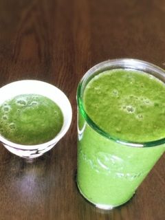 春菊りんごキウイ グリーンスムージー-レシピのメイン写真