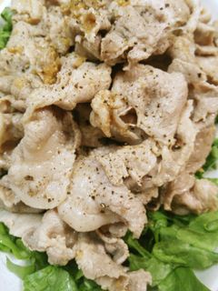 簡単☆ゆで豚肉のさっぱり生姜醤油和え-レシピのメイン写真