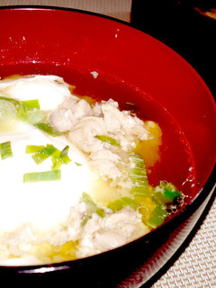 ささやかな贅沢!牛肉と落とし卵の味噌汁!-レシピのメイン写真