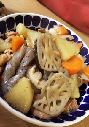 具材を入れて煮るだけ簡単！筑前煮-レシピのメイン写真